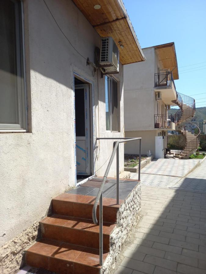 Guest House Agata Tbilisi Exterior foto